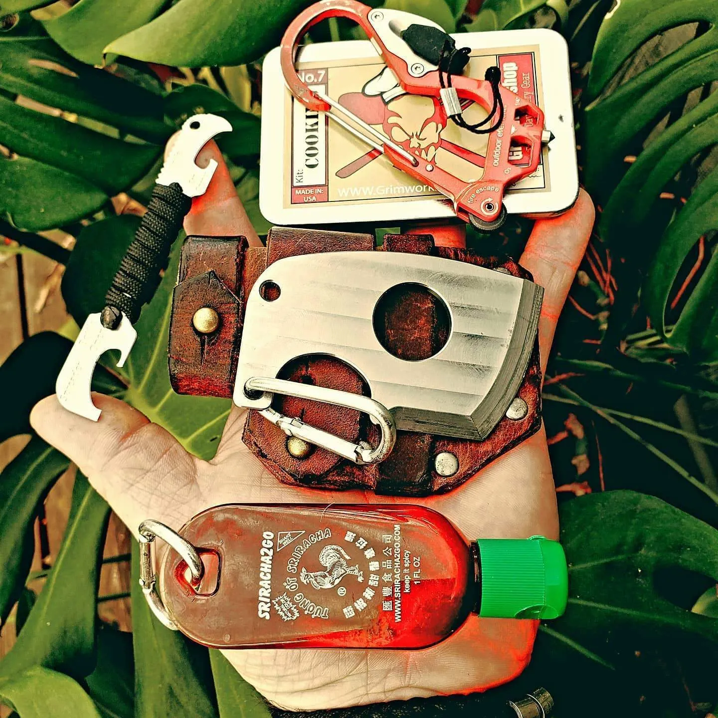 Axe Card With Removable Handle: EDC Survival Axe