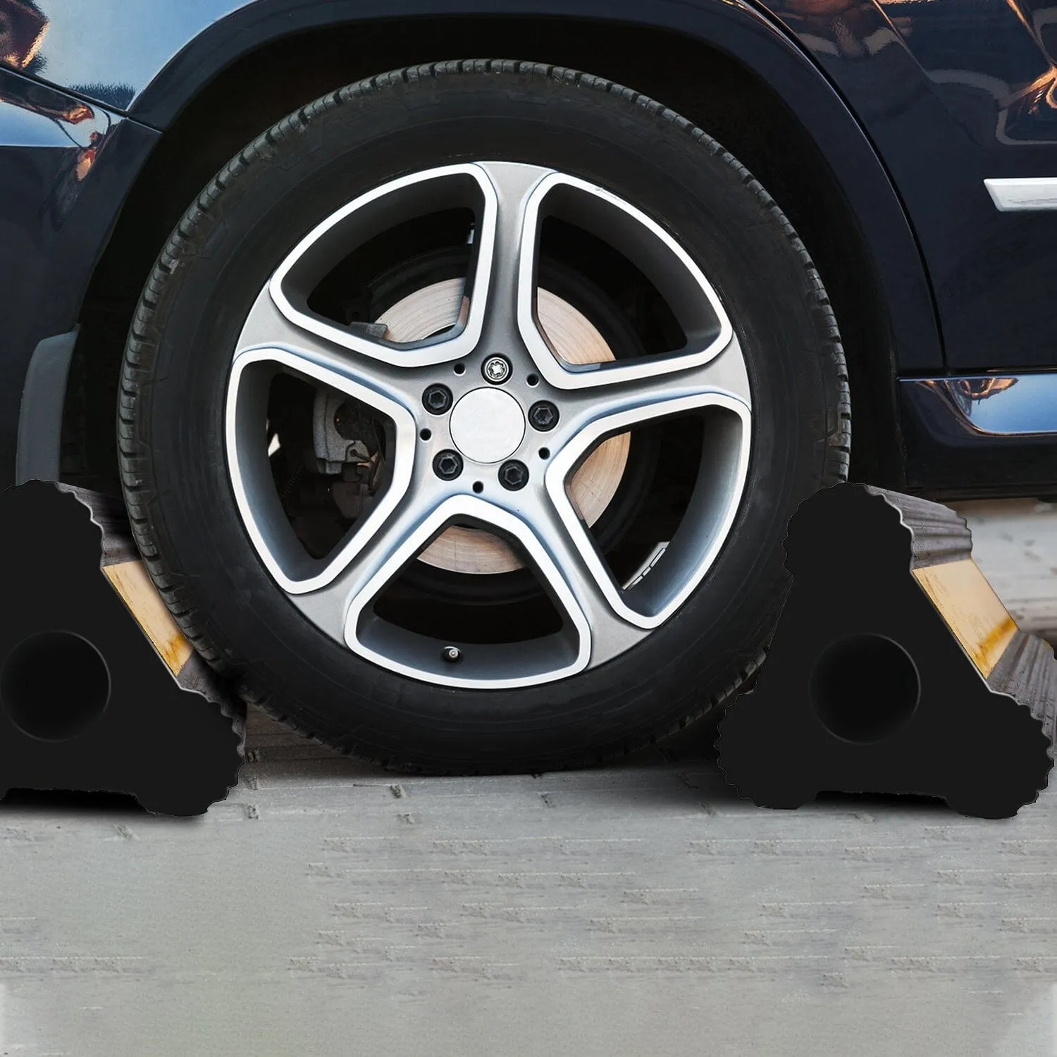 Heavy Duty Rubber Wheel Chocks